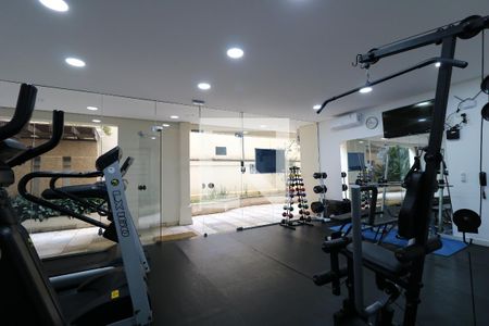 Apartamento para alugar com 250m², 3 quartos e 4 vagasÁrea Social - Academia