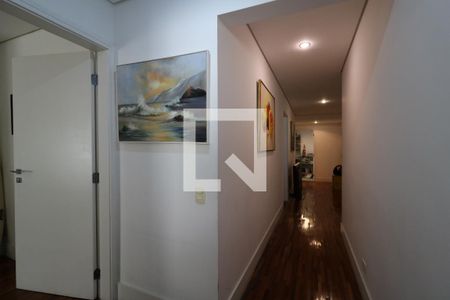 Apartamento para alugar com 250m², 3 quartos e 4 vagasCorredor