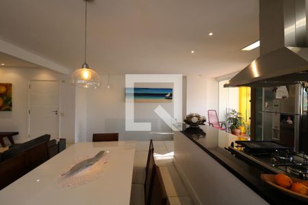 Apartamento para alugar com 250m², 3 quartos e 4 vagasCozinha