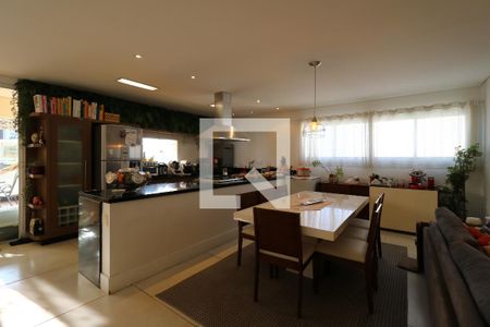 Apartamento para alugar com 250m², 3 quartos e 4 vagasCozinha