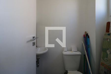 Apartamento para alugar com 250m², 3 quartos e 4 vagasBanheiro de Serviço