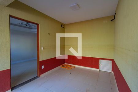 Garagem de casa de condomínio para alugar com 3 quartos, 98m² em Mato Grande, Canoas
