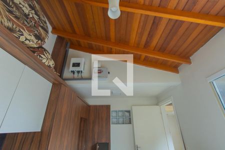 Aquecimento solar de casa de condomínio para alugar com 3 quartos, 98m² em Mato Grande, Canoas