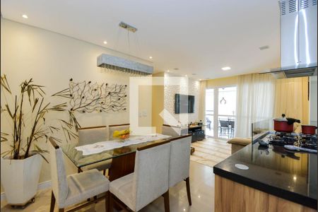 Apartamento à venda com 83m², 2 quartos e 1 vaga Apartamento à venda com 83m², 2 quartos e 1 vagaSala
