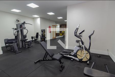 Apartamento à venda com 83m², 2 quartos e 1 vaga Apartamento à venda com 83m², 2 quartos e 1 vagaAcademia