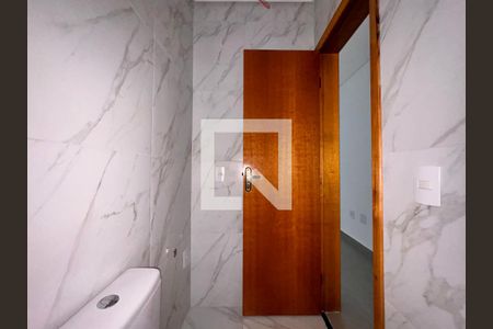 Apartamento à venda com 92m², 2 quartos e 1 vaga Apartamento à venda com 92m², 2 quartos e 1 vagaBanheiro