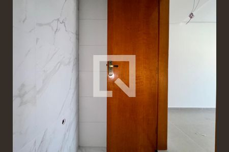 Apartamento à venda com 92m², 2 quartos e 1 vaga Apartamento à venda com 92m², 2 quartos e 1 vagaBanheiro de serviço