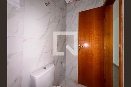 Apartamento à venda com 92m², 2 quartos e 1 vaga Apartamento à venda com 92m², 2 quartos e 1 vagaBanheiro