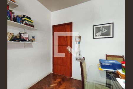 Entrada de apartamento à venda com 4 quartos, 125m² em Tijuca, Rio de Janeiro