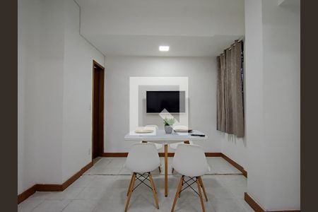 Sala de jantar de apartamento para alugar com 1 quarto, 40m² em Copacabana, Rio de Janeiro