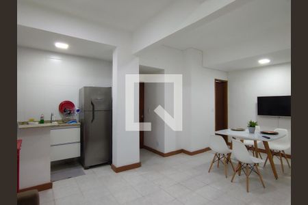 Sala de janatr de apartamento para alugar com 1 quarto, 40m² em Copacabana, Rio de Janeiro