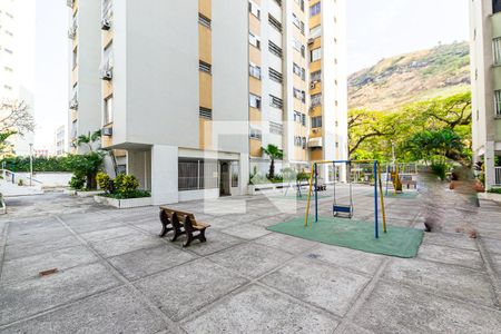 Apartamento para alugar com 69m², 2 quartos e sem vagaÁrea comum