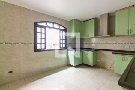 Casa para alugar com 250m², 3 quartos e 2 vagasCozinha 