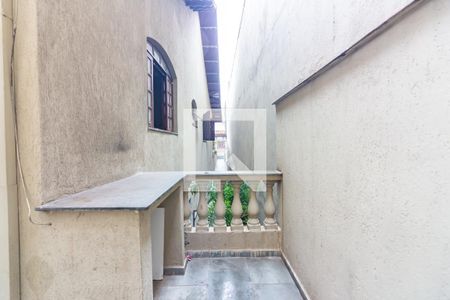 Casa para alugar com 250m², 3 quartos e 2 vagasQuintal