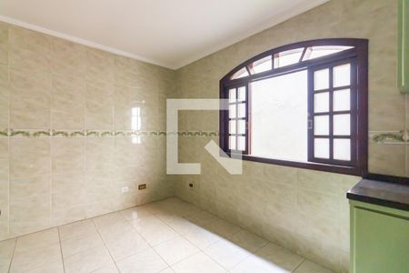 Casa para alugar com 250m², 3 quartos e 2 vagasCozinha 