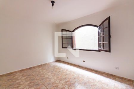 Casa para alugar com 250m², 3 quartos e 2 vagasSuíte 