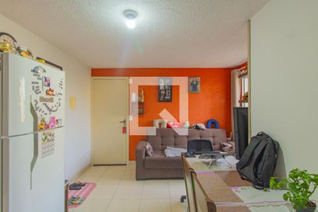 Sala/Cozinha de apartamento à venda com 2 quartos, 42m² em Mato Grande, Canoas