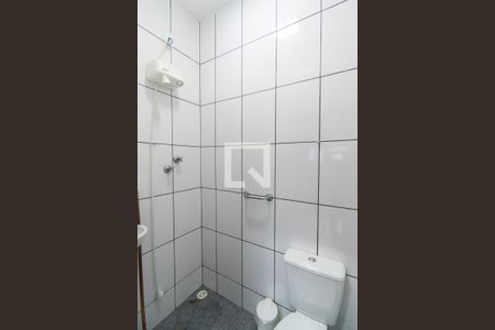 Casa à venda com 214m², 2 quartos e 1 vaga Casa à venda com 214m², 2 quartos e 1 vagaBanheiro de serviço