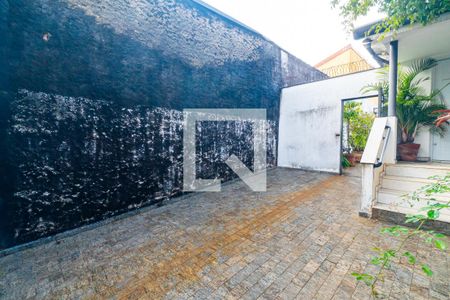 Casa à venda com 214m², 2 quartos e 1 vaga Casa à venda com 214m², 2 quartos e 1 vagaGaragem