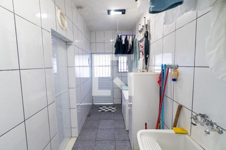 Casa à venda com 214m², 2 quartos e 1 vaga Casa à venda com 214m², 2 quartos e 1 vagaÁrea de Serviço