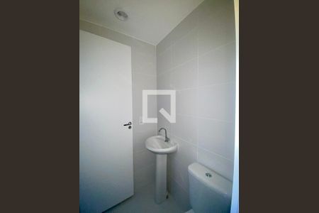 Banheiro de apartamento para alugar com 2 quartos, 42m² em Brás, São Paulo