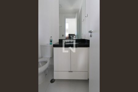 Apartamento para alugar com 48m², 2 quartos e sem vaga Apartamento para alugar com 48m², 2 quartos e sem vagaBanheiro