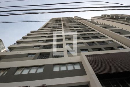 Apartamento para alugar com 48m², 2 quartos e sem vaga Apartamento para alugar com 48m², 2 quartos e sem vagaFachada