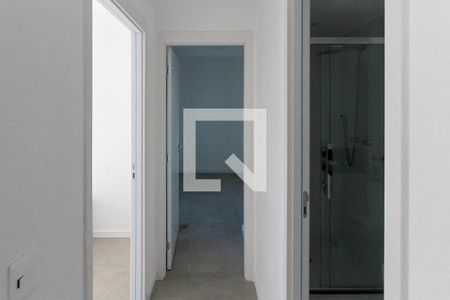 Corredor de apartamento para alugar com 2 quartos, 48m² em Vila Independência, São Paulo