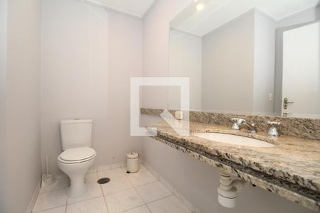 Apartamento à venda com 150m², 5 quartos e 4 vagasBanheiro suíte 1