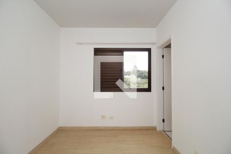 Apartamento à venda com 150m², 5 quartos e 4 vagasSuíte 2