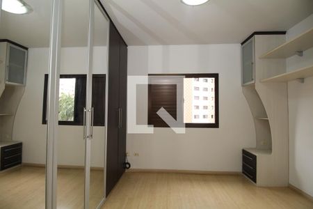 Apartamento à venda com 150m², 5 quartos e 4 vagasSuíte 1