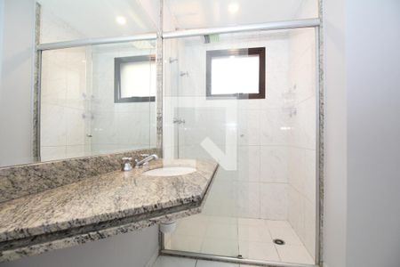 Apartamento à venda com 150m², 5 quartos e 4 vagasBanheiro suíte 1