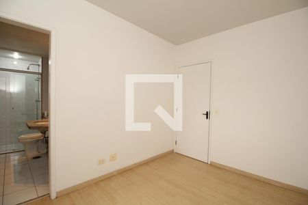 Apartamento à venda com 150m², 5 quartos e 4 vagasQuarto 2