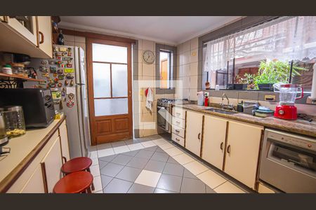 Casa à venda com 316m², 3 quartos e 3 vagasCozinha