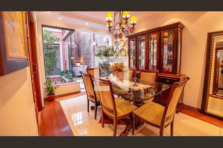 Casa à venda com 316m², 3 quartos e 3 vagasSala 2