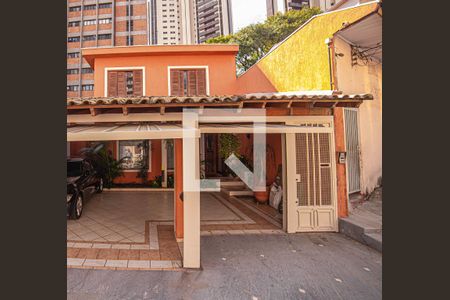 Casa à venda com 316m², 3 quartos e 3 vagasFachada