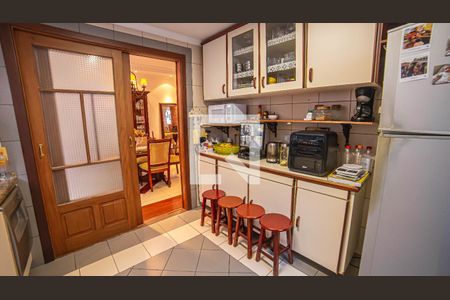 Casa à venda com 316m², 3 quartos e 3 vagasCozinha