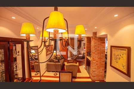 Sala 2 de casa à venda com 3 quartos, 316m² em Vila Santo Estéfano, São Paulo