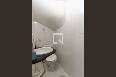 Lavabo de casa de condomínio para alugar com 3 quartos, 140m² em Itaquera, São Paulo