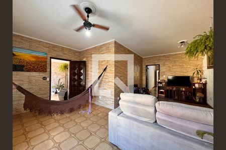 Sala de casa para alugar com 4 quartos, 400m² em Vila Vitória, Santo André