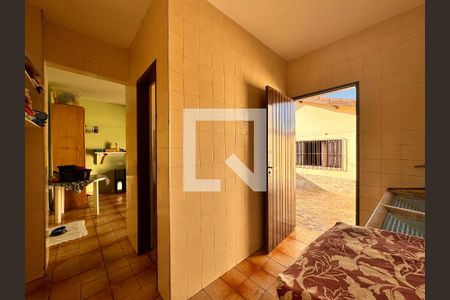 Casa à venda com 400m², 4 quartos e 8 vagasLavanderia