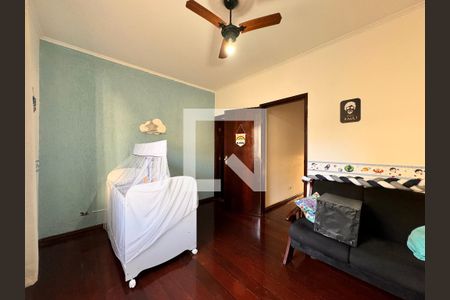 Casa à venda com 400m², 4 quartos e 8 vagasSuíte 1