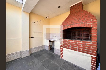 Casa à venda com 400m², 4 quartos e 8 vagasChurrasqueira