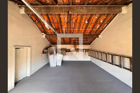 Casa à venda com 400m², 4 quartos e 8 vagasSótão 