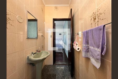 Casa à venda com 400m², 4 quartos e 8 vagasBanheiro da Suíte 1