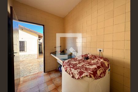 Casa à venda com 400m², 4 quartos e 8 vagasLavanderia