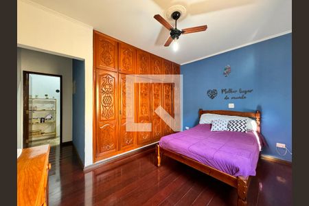 Casa à venda com 400m², 4 quartos e 8 vagasSuíte 2