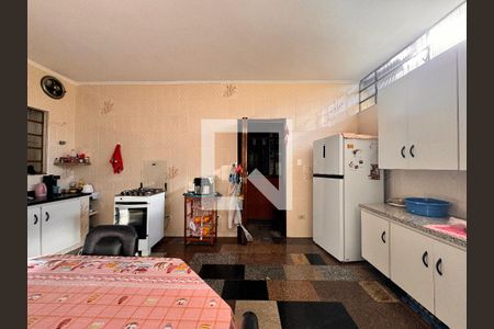 Casa à venda com 400m², 4 quartos e 8 vagasCozinha