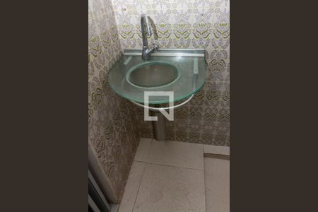 Apartamento à venda com 45m², 2 quartos e sem vaga Apartamento à venda com 45m², 2 quartos e sem vagaBanheiro