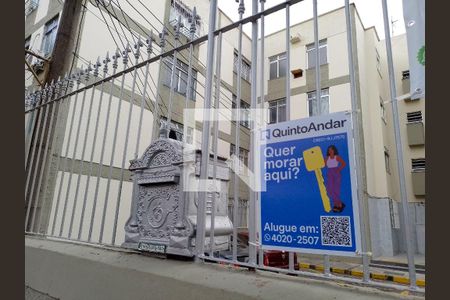 Apartamento à venda com 45m², 2 quartos e sem vaga Apartamento à venda com 45m², 2 quartos e sem vagaPlaquinha